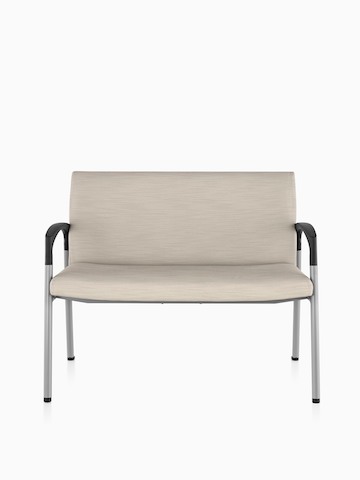 A Valor Plus chair with an extra-wide seat. Select to go to the Valor Plus Seating product page.